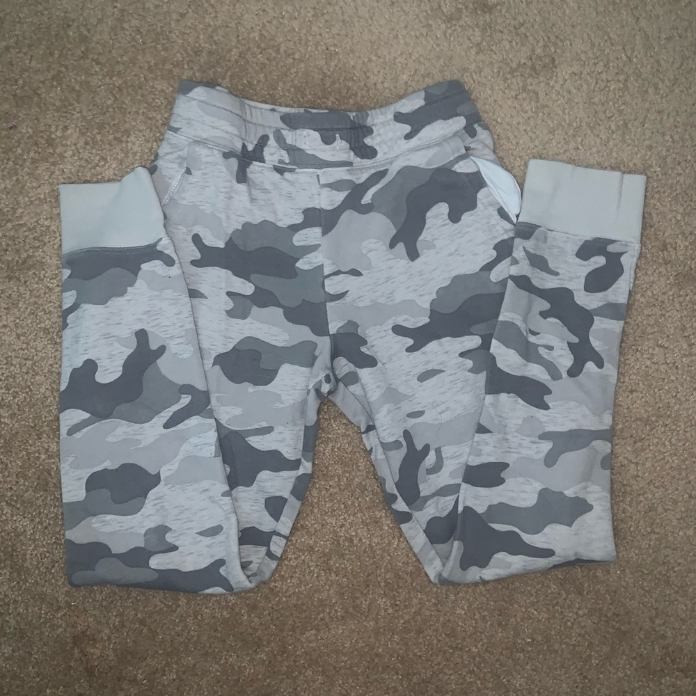 grey camo sweatpants